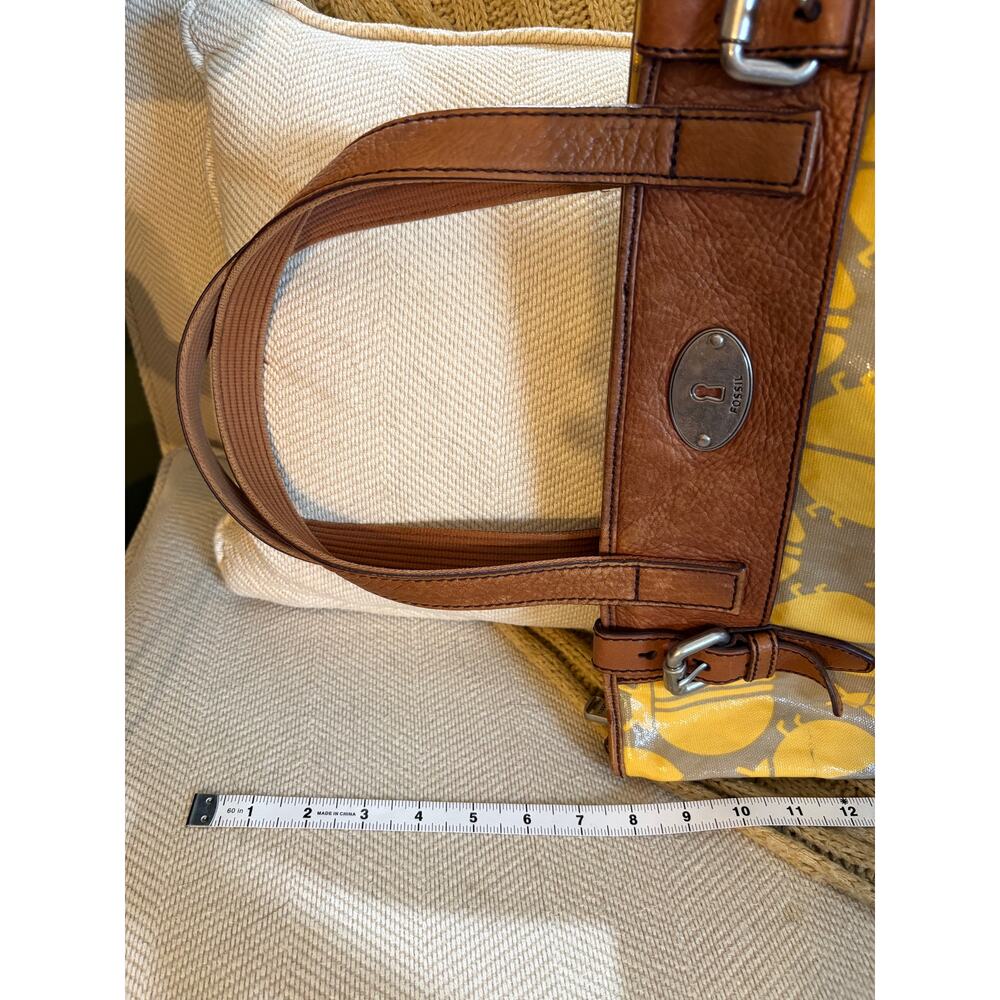 Fossil Key-Per Ladybug Print Shoulder Bag Yellow Gray - Picture 10 of 11